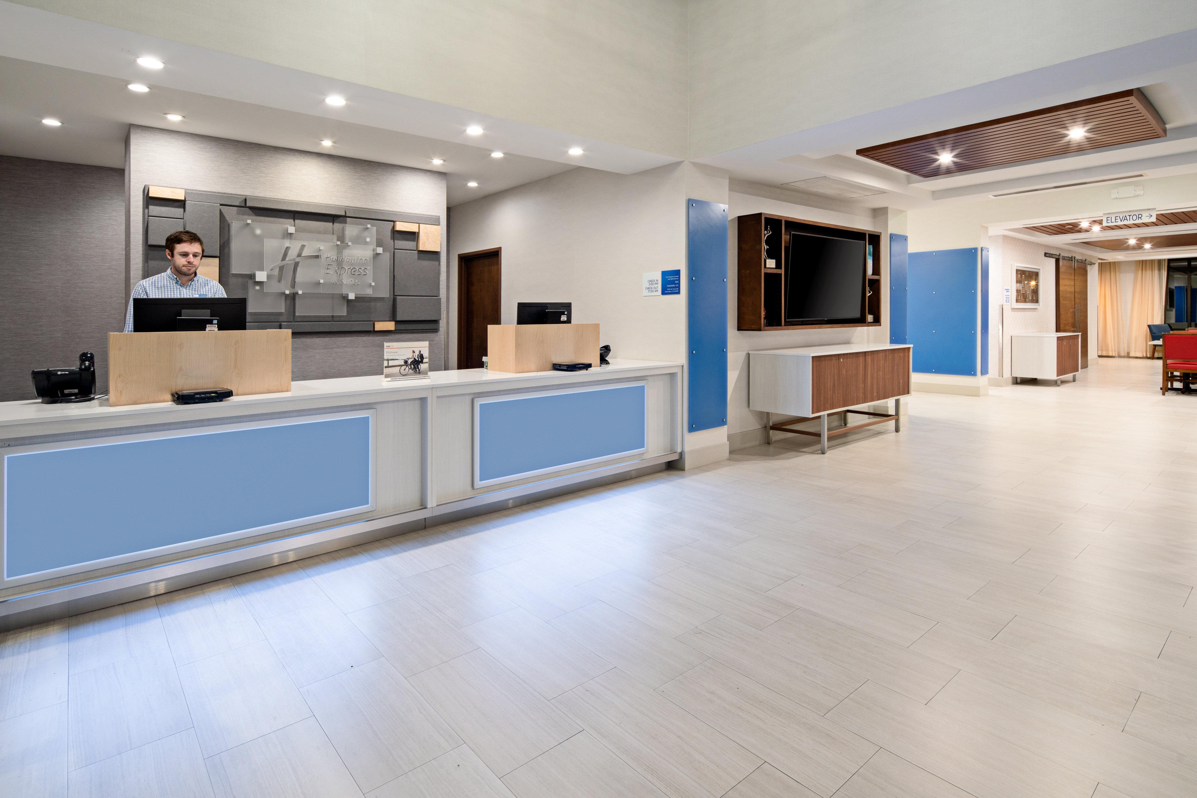 Holiday Inn Express Hotel & Suites Atascadero By Ihg Exterior photo