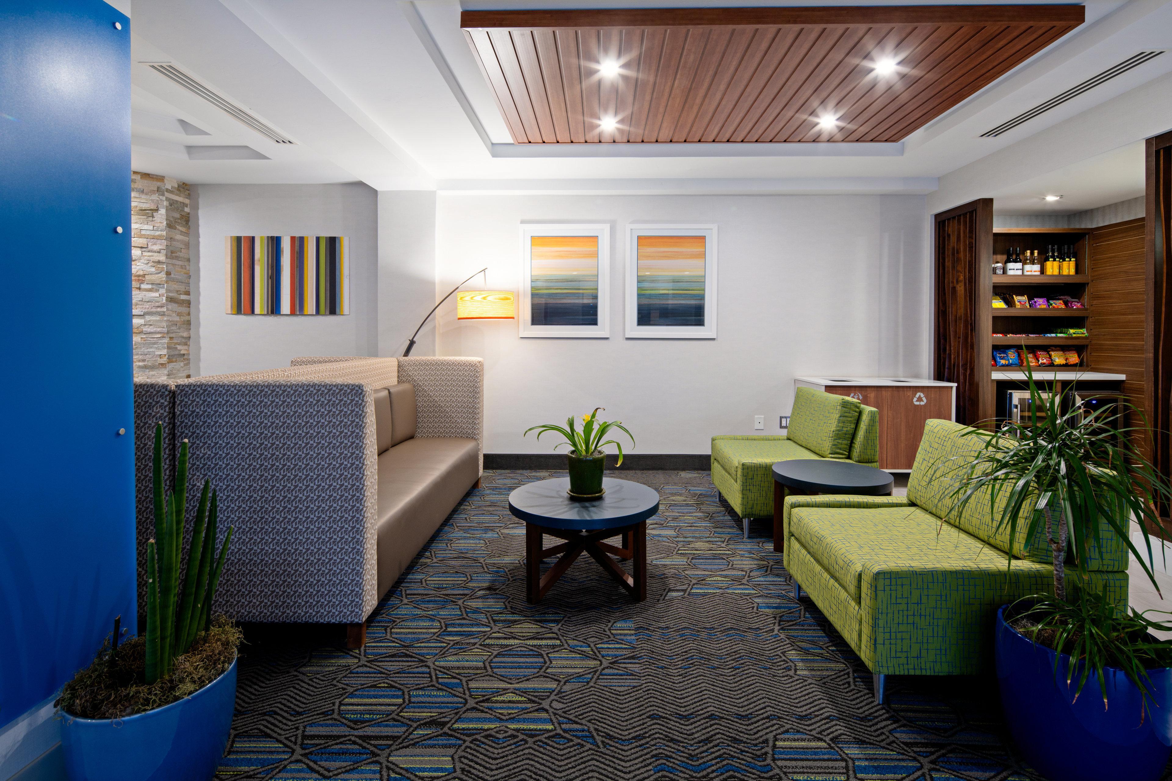 Holiday Inn Express Hotel & Suites Atascadero By Ihg Exterior photo